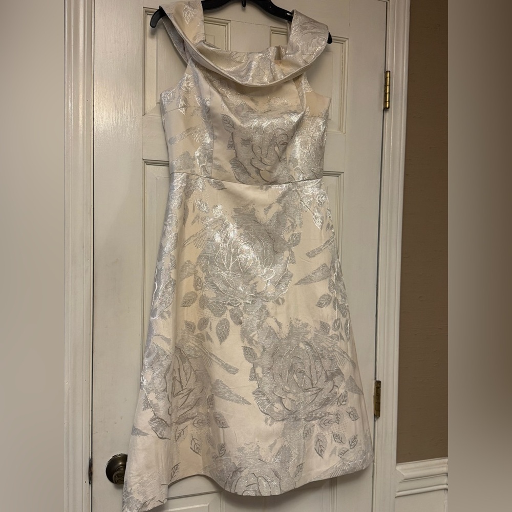 Calvin Klein Cream and‎ Silver Brocade Dress